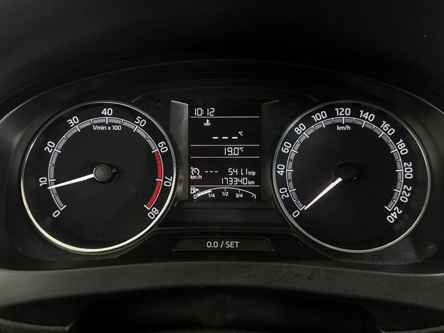 Skoda Rapid I Рестайлинг Москва  - изображение 13