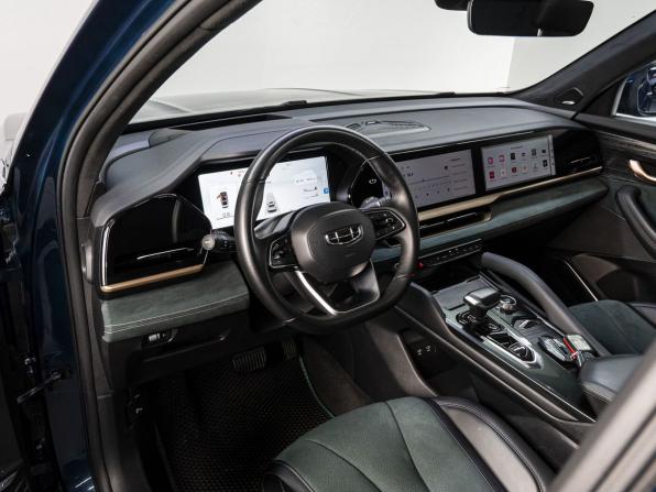 Geely Monjaro I с пробегом 2023 года, цена 3 270 000 рублей, 49498 км, внедорожник, Автокод Объявления