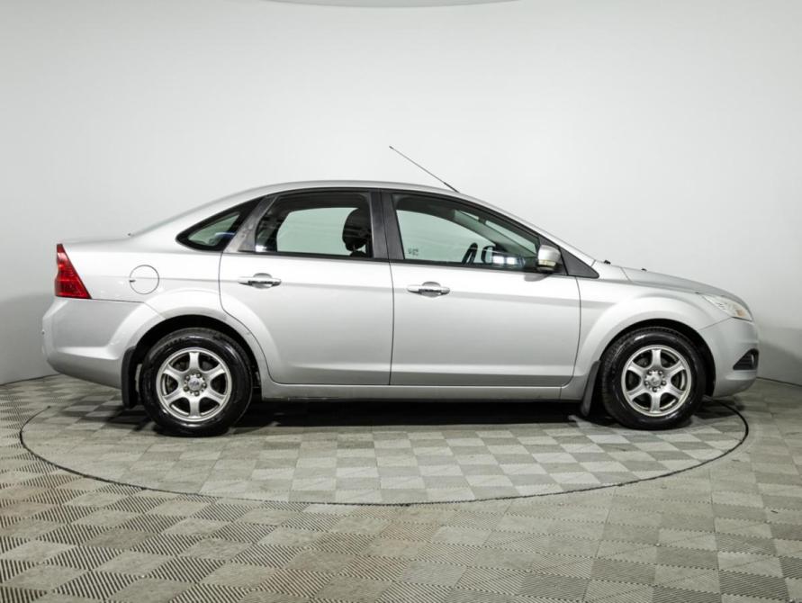 Ford Focus II Рестайлинг Санкт-Петербург  - изображение 4