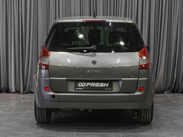 Renault Scenic II Рестайлинг с пробегом 2009 года, цена 289 000 рублей, 331316 км, компактвэн, Автокод Объявления