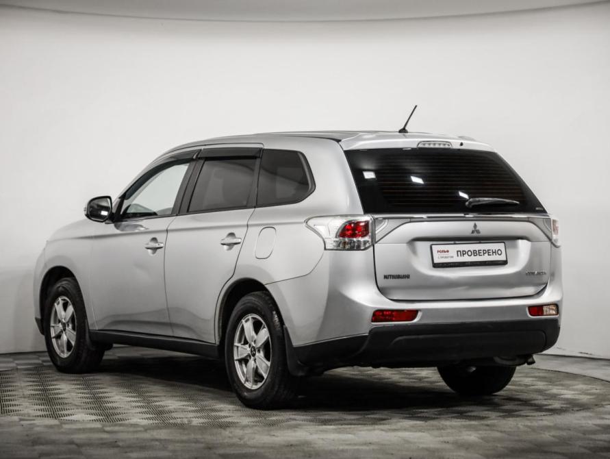 Mitsubishi Outlander III Санкт-Петербург  - изображение 8