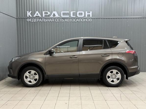 Toyota RAV4 IV (XA40) Рестайлинг с пробегом 2018 года, цена 2 219 000 рублей, 209369 км, внедорожник, Автокод Объявления