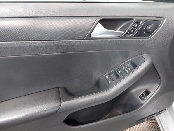 Volkswagen Jetta VI с пробегом 2013 года, цена 910 000 рублей, 158721 км, седан, Автокод Объявления