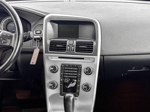 Volvo XC60 I с пробегом 2011 года, цена 1 437 200 рублей, 352743 км, внедорожник, Автокод Объявления