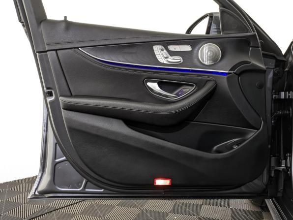 Mercedes-Benz E-Класс V (W213 S213 C238) Рестайлинг с пробегом 2021 года, цена 4 590 000 рублей, 140268 км, седан, Автокод Объявления
