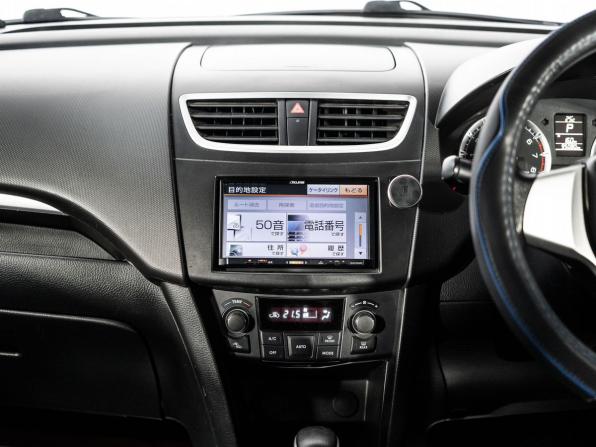 Suzuki Swift IV Рестайлинг с пробегом 2015 года, цена 845 000 рублей, 95080 км, хэтчбек, Автокод Объявления