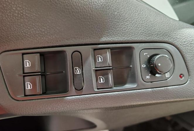 Volkswagen Tiguan I Рестайлинг с пробегом 2013 года, цена 990 000 рублей, 265689 км, внедорожник, Автокод Объявления