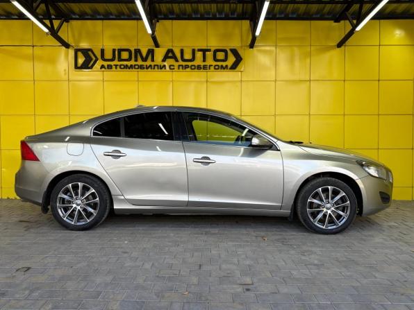 Volvo S60 II с пробегом 2011 года, цена 550 000 рублей, 288000 км, седан, Автокод Объявления