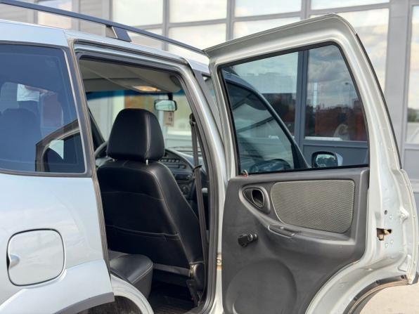 Chevrolet Niva I Рестайлинг с пробегом 2013 года, цена 765 000 рублей, 81777 км, внедорожник, Автокод Объявления