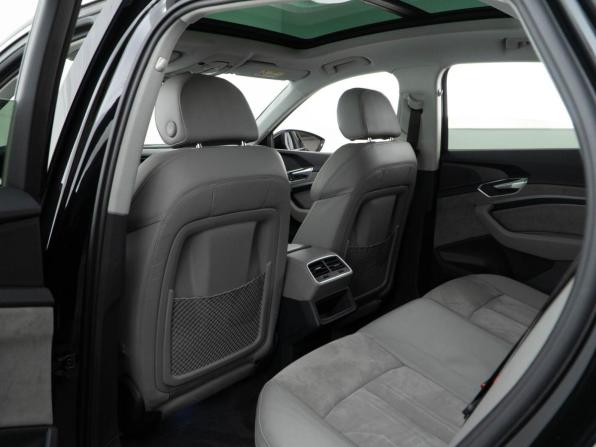 Audi e-tron Sportback I с пробегом 2020 года, цена 3 997 434 рубля, 114430 км, внедорожник, Автокод Объявления