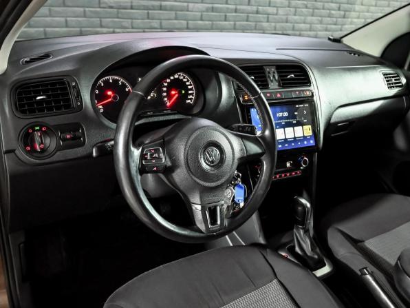 Volkswagen Polo V с пробегом 2015 года, цена 981 000 рублей, 148183 км, седан, Автокод Объявления