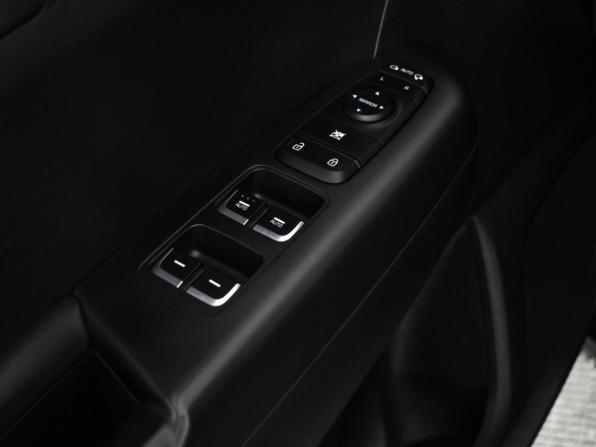 Kia Sportage IV Рестайлинг с пробегом 2021 года, цена 2 385 000 рублей, 98611 км, внедорожник, Автокод Объявления