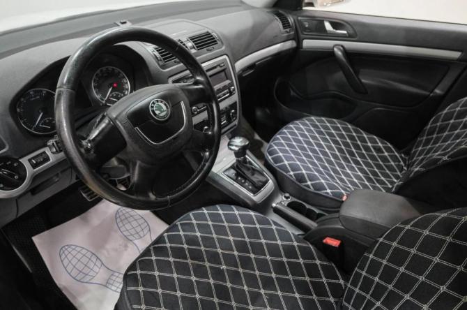 Skoda Octavia II (A5) Рестайлинг с пробегом 2012 года, цена 749 000 рублей, 343000 км, лифтбек, Автокод Объявления