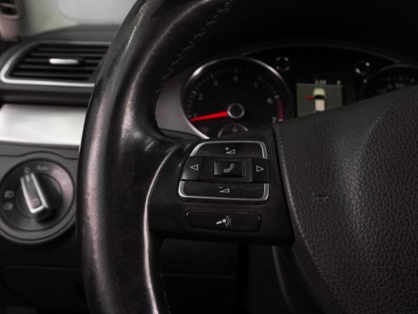 Volkswagen Passat B7 с пробегом 2013 года, цена 1 007 000 рублей, 337415 км, седан, Автокод Объявления