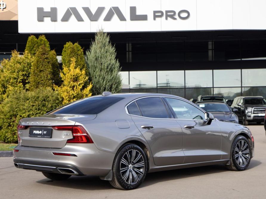 Volvo S60 III Москва  - изображение 4