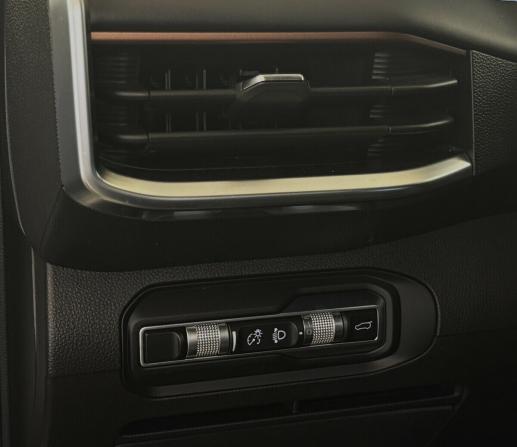 Geely Okavango I Рестайлинг с пробегом 2024 года, цена 2 989 000 рублей, 906 км, внедорожник, Автокод Объявления