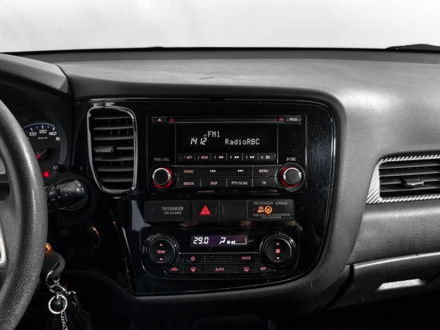Mitsubishi Outlander III Санкт-Петербург  - изображение 16
