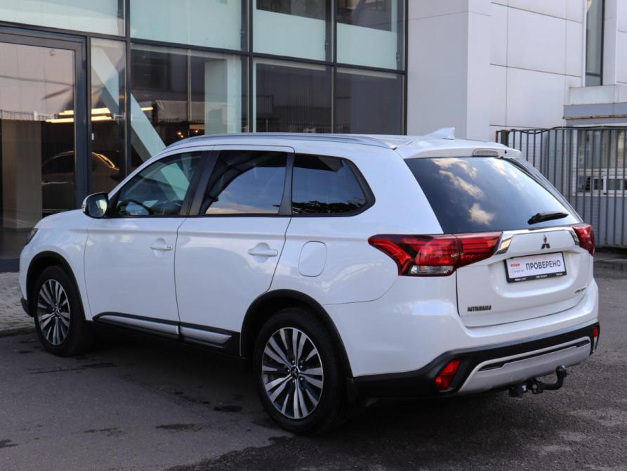 Mitsubishi Outlander III Рестайлинг 3 Химки  - изображение 6