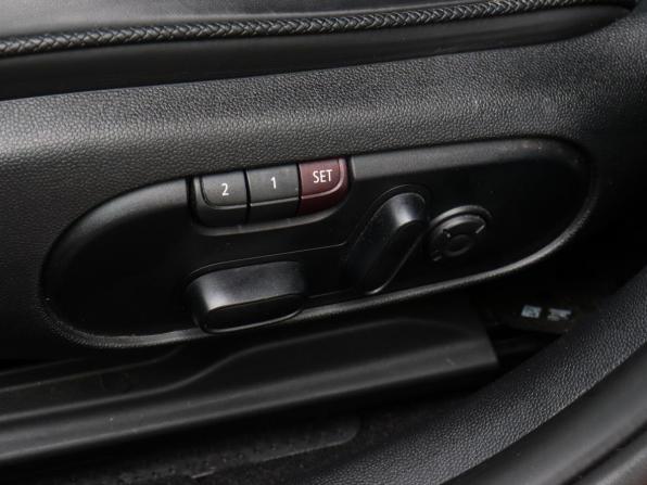 Mini Clubman II Рестайлинг с пробегом 2022 года, цена 4 550 000 рублей, 28576 км, универсал, Автокод Объявления
