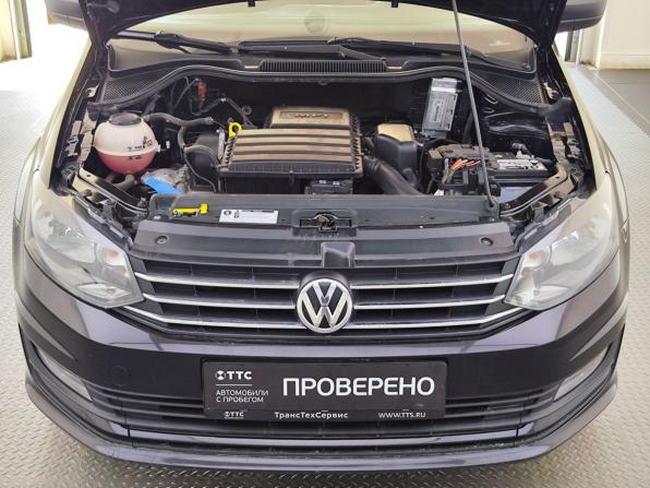 Volkswagen Polo V Рестайлинг с пробегом 2019 года, цена 1 099 000 рублей, 94000 км, седан, Автокод Объявления