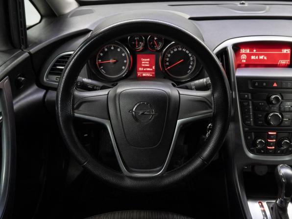 Opel Astra J Рестайлинг с пробегом 2013 года, цена 810 000 рублей, 83749 км, хэтчбек, Автокод Объявления