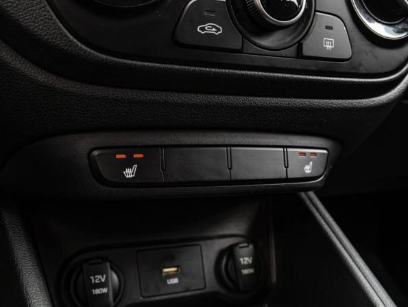 Hyundai Solaris II Рестайлинг с пробегом 2021 года, цена 1 510 000 рублей, 100010 км, седан, Автокод Объявления