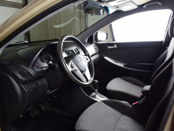 Hyundai Solaris I с пробегом 2013 года, цена 889 995 рублей, 144717 км, седан, Автокод Объявления