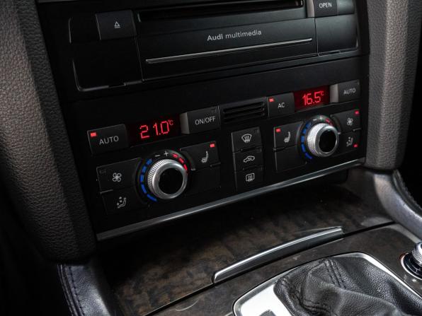 Audi Q7 I (4L) Рестайлинг с пробегом 2011 года, цена 2 265 000 рублей, 313768 км, внедорожник, Автокод Объявления