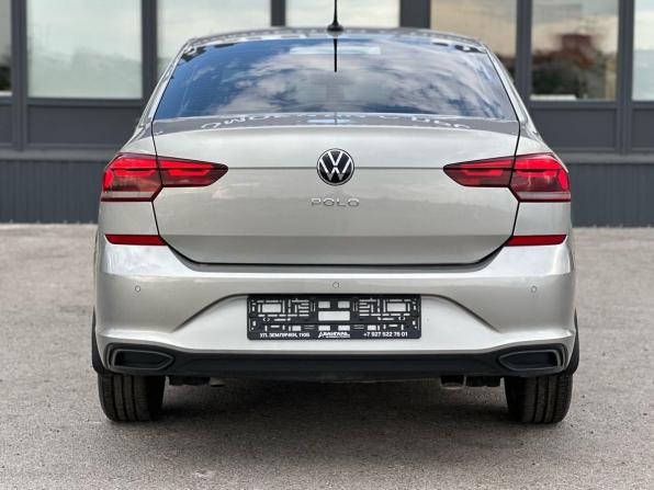 Volkswagen Polo VI с пробегом 2021 года, цена 1 300 000 рублей, 130961 км, лифтбек, Автокод Объявления