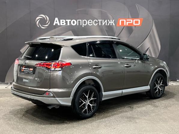 Toyota RAV4 IV (XA40) Рестайлинг с пробегом 2017 года, цена 2 230 000 рублей, 301700 км, внедорожник, Автокод Объявления