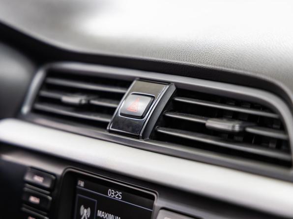 Kia Rio IV с пробегом 2017 года, цена 1 249 000 рублей, 140501 км, хэтчбек, Автокод Объявления