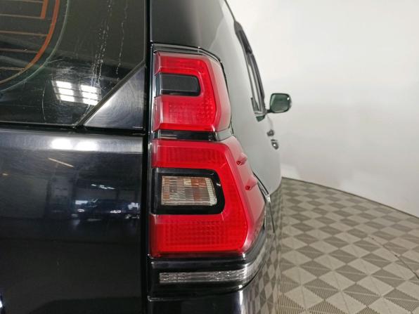 Toyota Land Cruiser Prado 150 Series Рестайлинг 2 с пробегом 2020 года, цена 6 249 000 рублей, 106000 км, внедорожник, Автокод Объявления