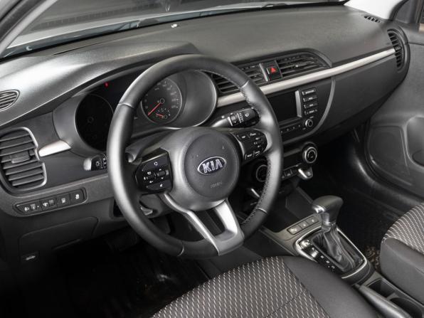 Kia Rio IV с пробегом 2018 года, цена 1 322 900 рублей, 145362 км, седан, Автокод Объявления