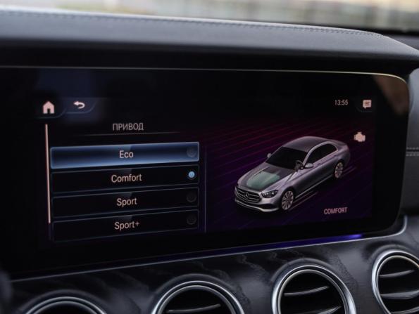Mercedes-Benz E-Класс V (W213 S213 C238) Рестайлинг с пробегом 2021 года, цена 3 799 000 рублей, 117126 км, седан, Автокод Объявления