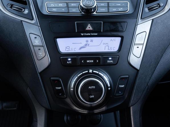 Hyundai Santa Fe III с пробегом 2013 года, цена 1 472 000 рублей, 215731 км, внедорожник, Автокод Объявления