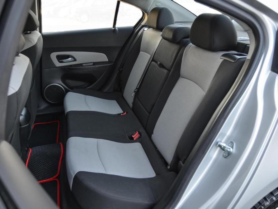 Chevrolet Cruze I Рестайлинг Курган  - изображение 8
