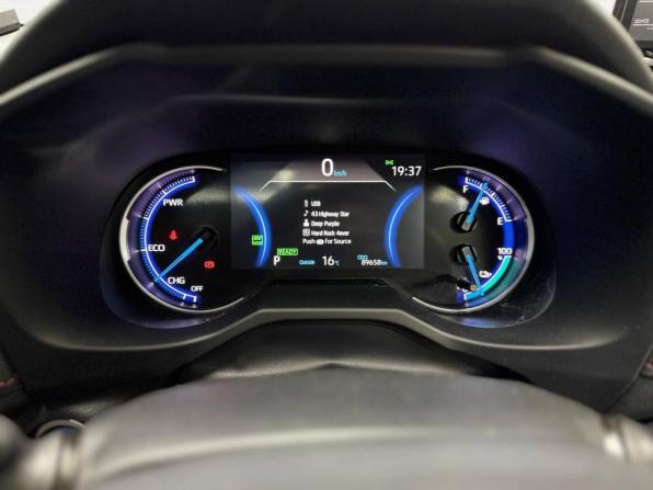 Toyota RAV4 V (XA50) с пробегом 2020 года, цена 4 599 000 рублей, 89651 км, внедорожник, Автокод Объявления