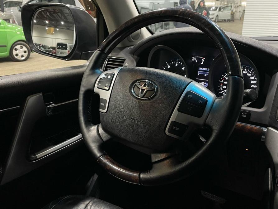 Toyota Land Cruiser 200 Series Рестайлинг 1 Пермь  - изображение 15