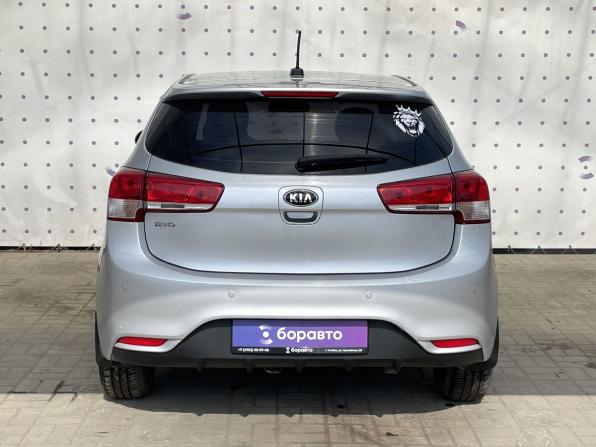 Kia Rio III Рестайлинг с пробегом 2017 года, цена 920 000 рублей, 193205 км, хэтчбек, Автокод Объявления