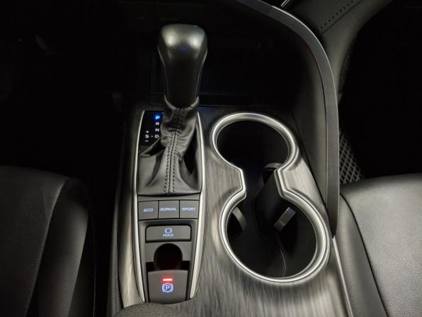 Toyota Camry VIII (XV70) Рестайлинг с пробегом 2023 года, цена 3 670 000 рублей, 30989 км, седан, Автокод Объявления