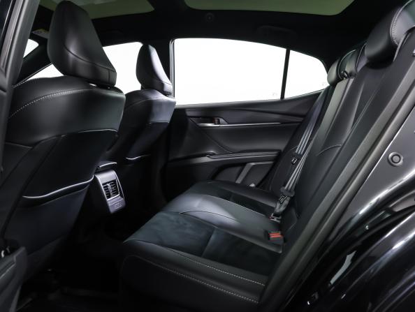 Toyota Camry IX (XV80) China Market с пробегом 2025 года, цена 4 026 000 рублей, 16076 км, седан, Автокод Объявления