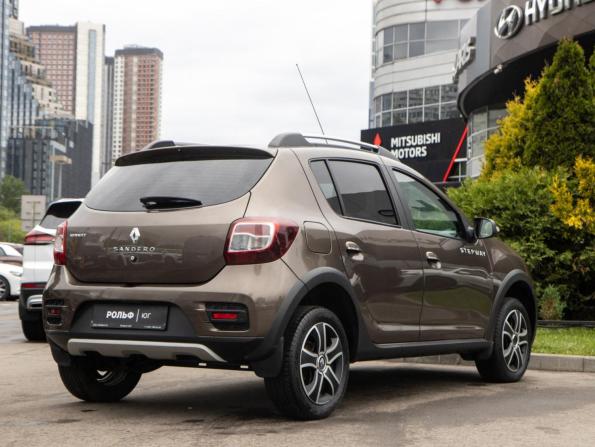 Renault Sandero II Рестайлинг с пробегом 2019 года, цена 1 028 000 рублей, 123395 км, хэтчбек, Автокод Объявления
