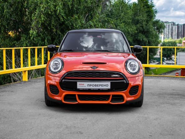 Mini Hatch III (F55/F56) Рестайлинг с пробегом 2019 года, цена 2 800 000 рублей, 56976 км, хэтчбек, Автокод Объявления