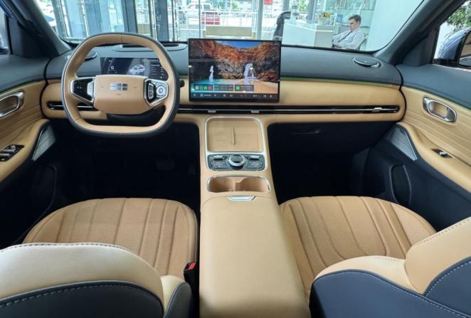 Новый Geely EX5 EM-i 2026 года, цена 3 969 990 рублей, внедорожник, Автокод Объявления