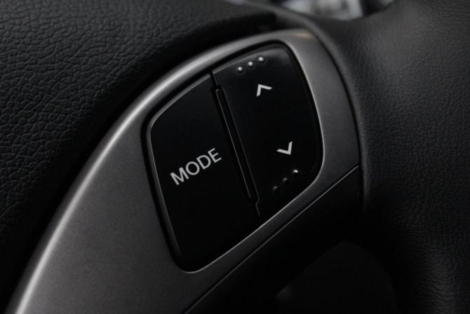 Hyundai Elantra V (MD) Рестайлинг с пробегом 2013 года, цена 1 230 000 рублей, 173641 км, седан, Автокод Объявления