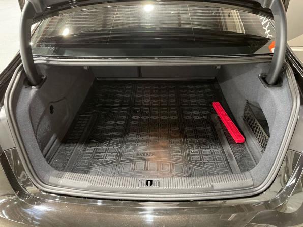 Audi A6 IV (C7) с пробегом 2013 года, цена 2 299 000 рублей, 98552 км, седан, Автокод Объявления