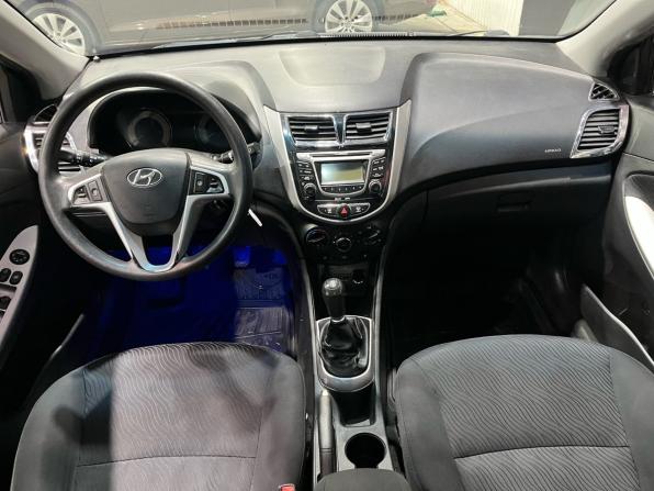 Hyundai Solaris I с пробегом 2011 года, цена 570 000 рублей, 200741 км, седан, Автокод Объявления