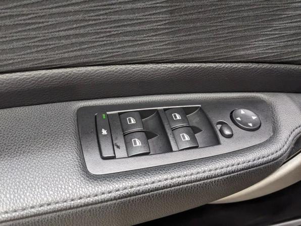 BMW 1 серии I (E81/E82/E87/E88) Рестайлинг с пробегом 2011 года, цена 695 000 рублей, 218700 км, хэтчбек, Автокод Объявления