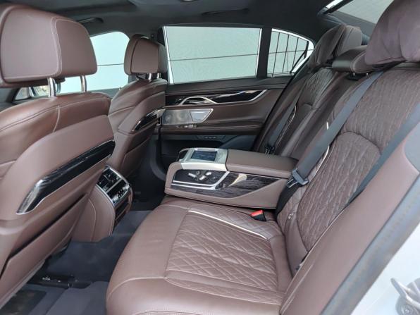 BMW 7 серии VI (G11/G12) Рестайлинг с пробегом 2022 года, цена 7 500 000 рублей, 86682 км, седан, Автокод Объявления