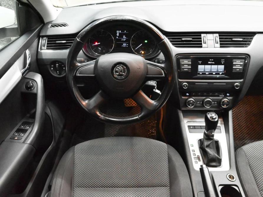 Skoda Octavia III (A7) Екатеринбург  - изображение 12